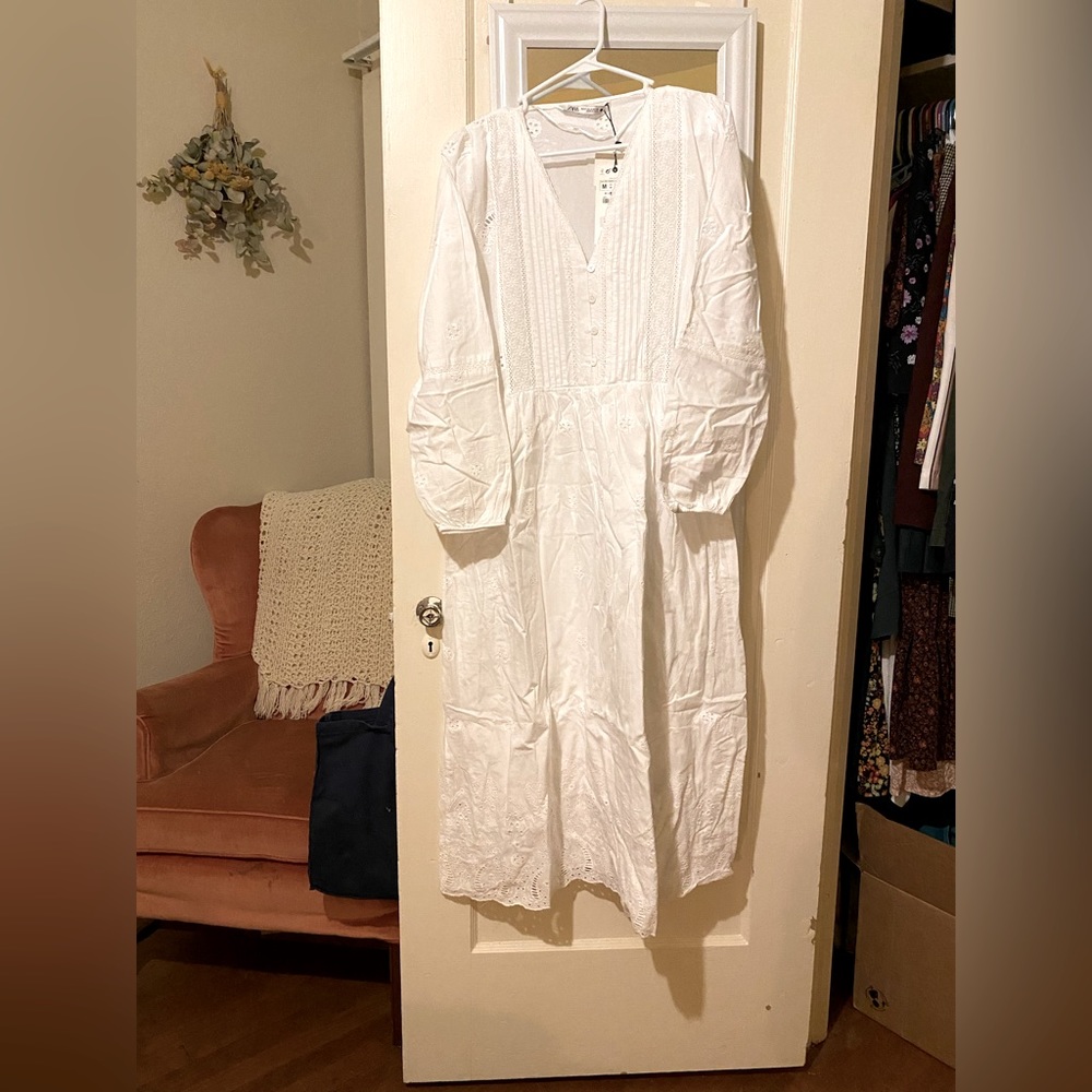 Zara Eyelet maxi dress. 100% cotton.